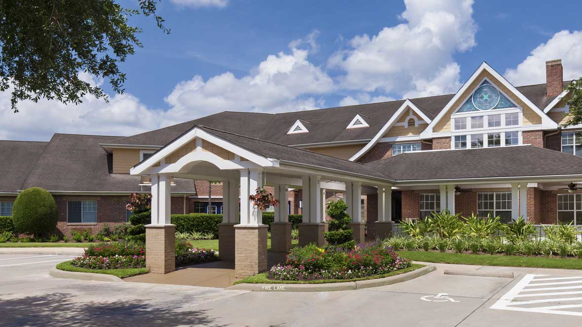 Atria Sugar Land community exterior