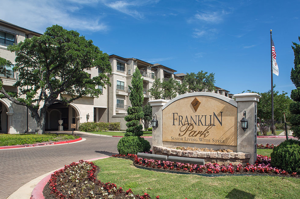 Franklin Park at Sonterra - IL community exterior