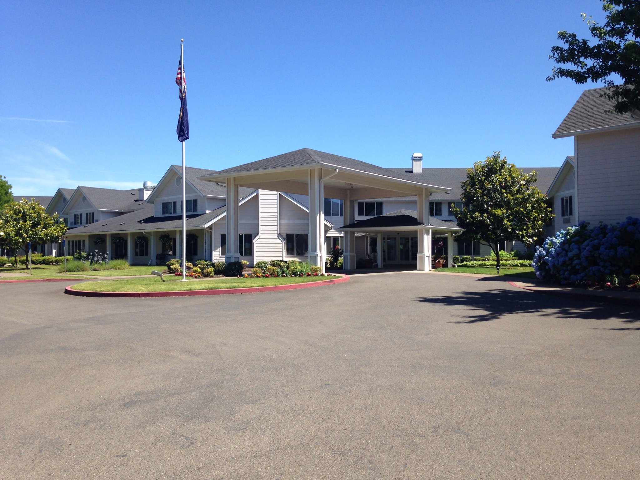 Somerset Assisted Living community exterior