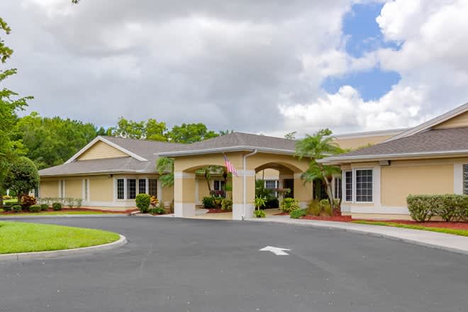 Brookdale Fort Myers The Colony community exterior