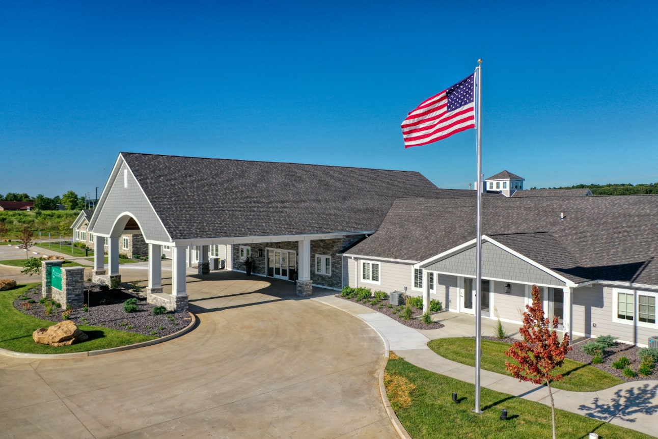 Cedarhurst of Farmington community exterior