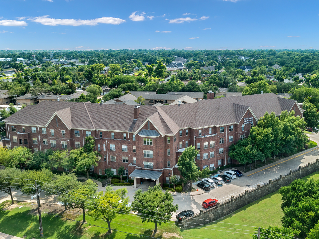 Crystal Creek at Preston Hollow community exterior