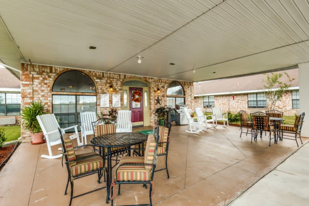 Parsons House La Porte outdoor common area