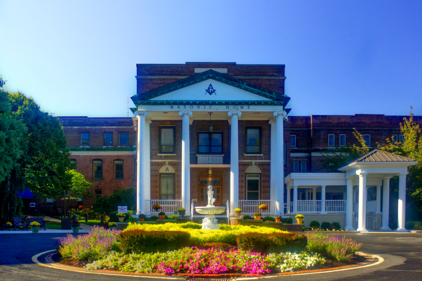 Masonic Village at Burlington community exterior