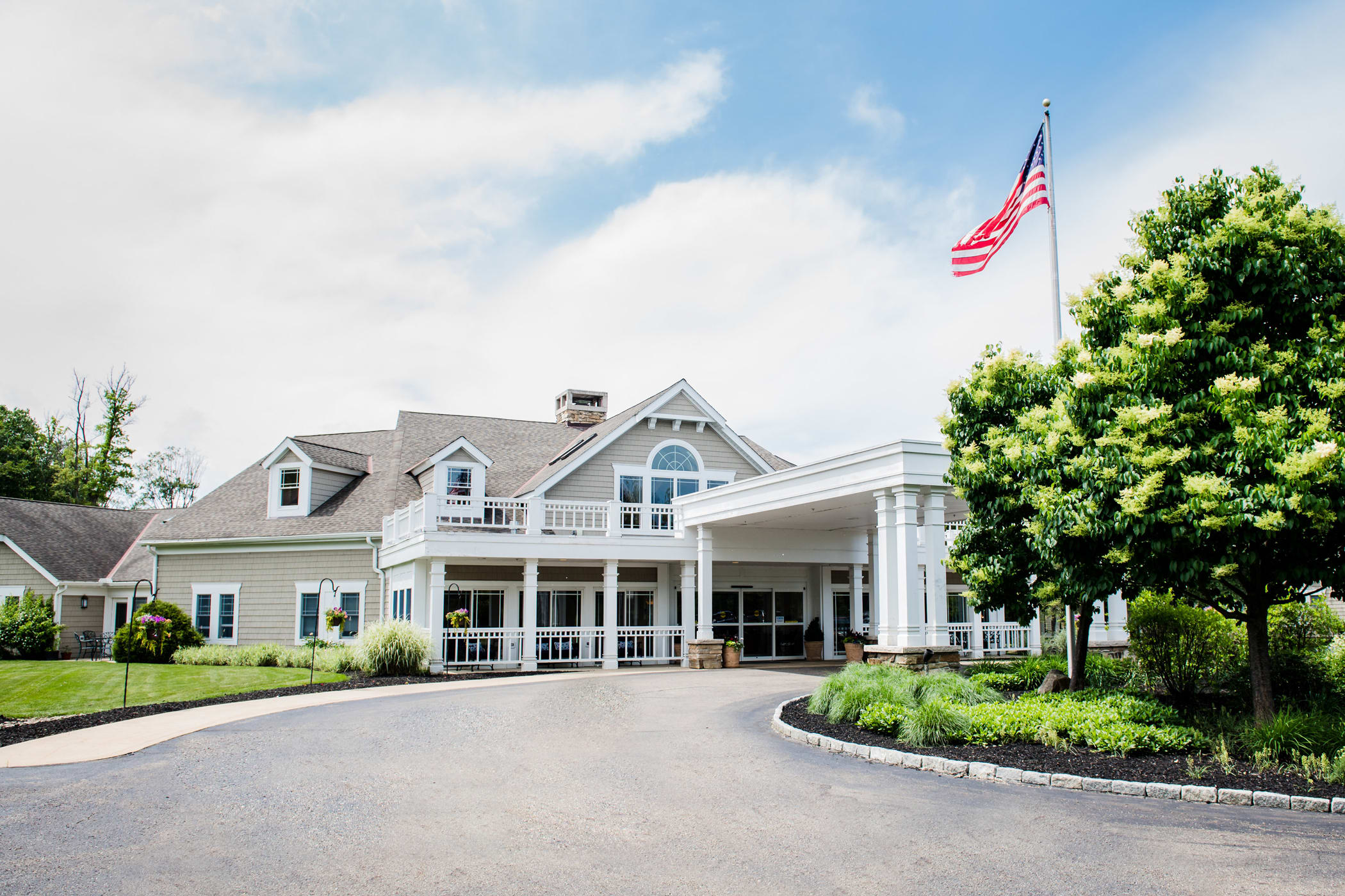 Maplewood at Chardon community exterior