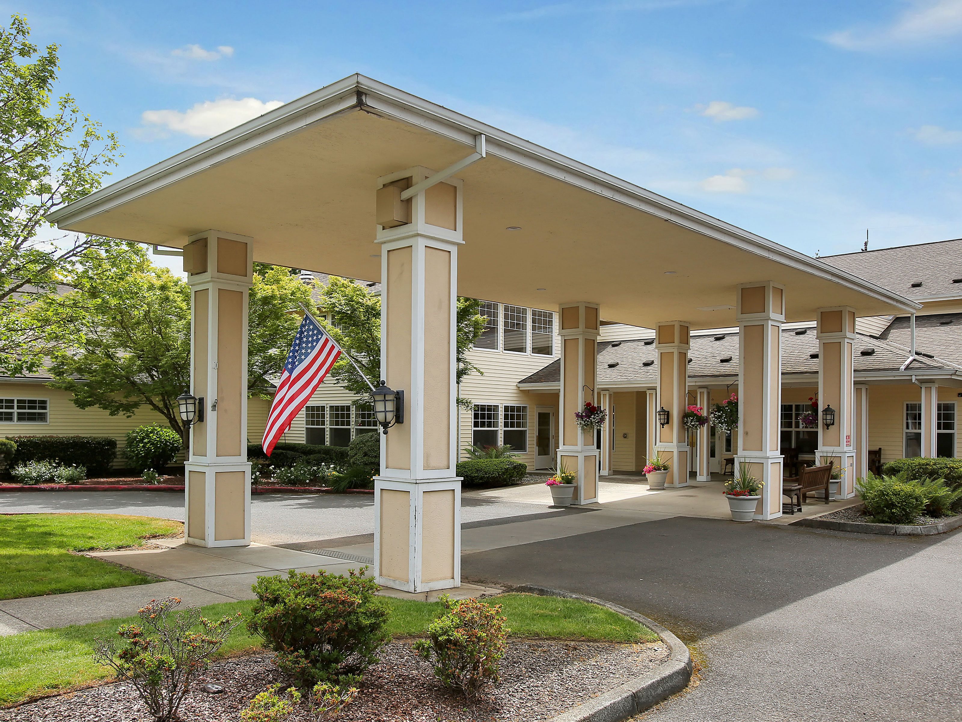 Prestige Senior Living Huntington Terrace community exterior