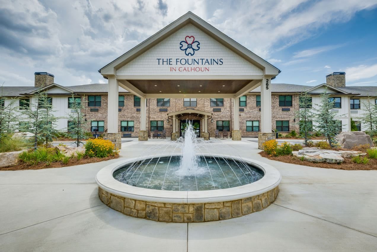 The Fountains of Calhoun community exterior