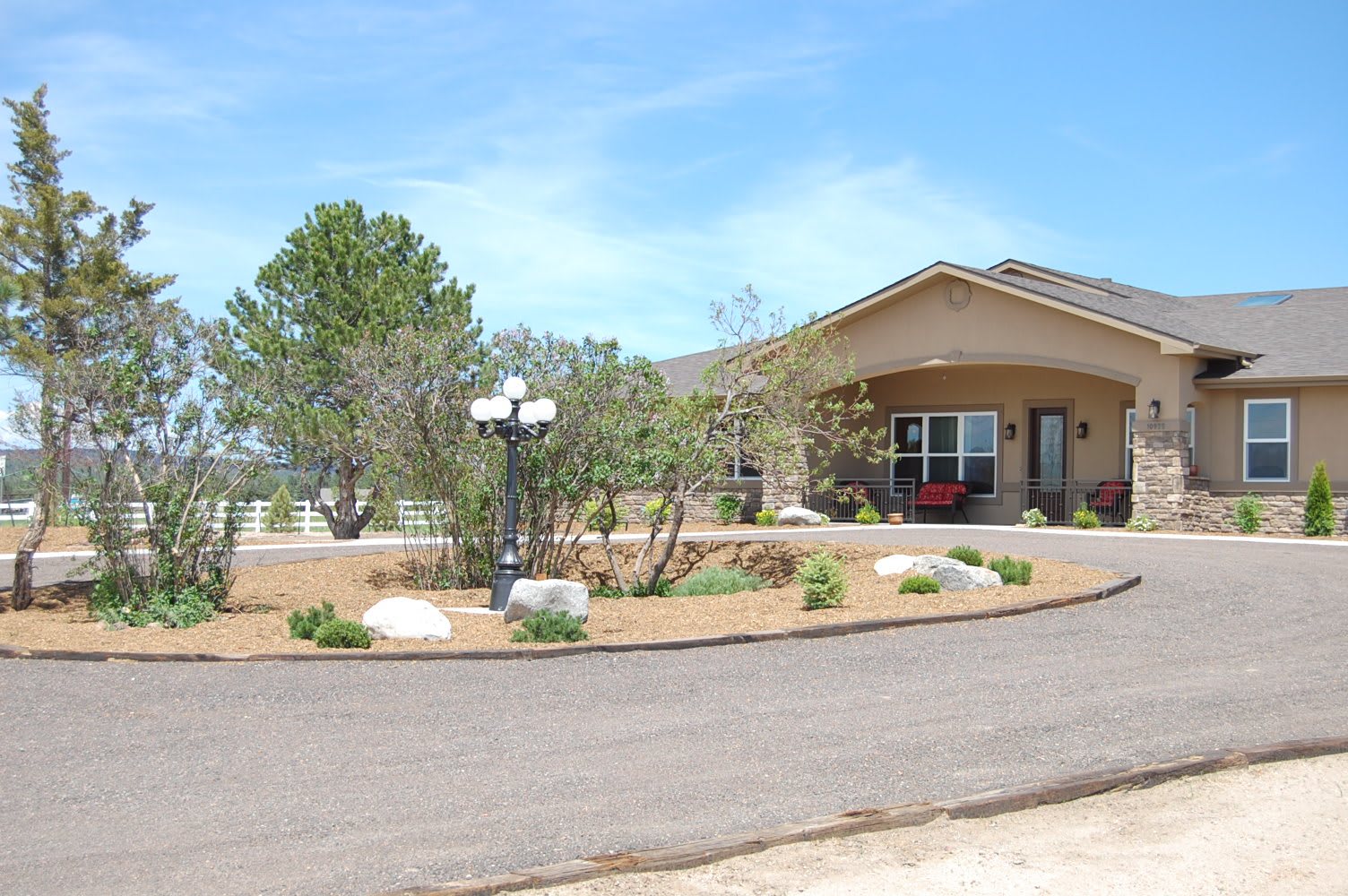 New Day Cottages at Pine Creek outdoor common area