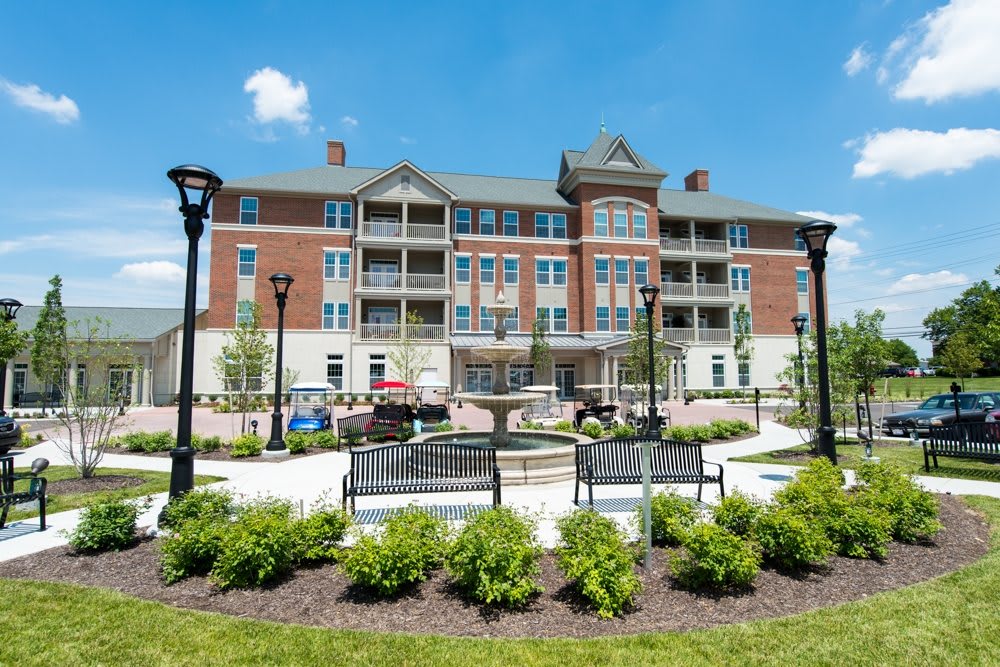 Otterbein Lebanon SeniorLife Community outdoor common area