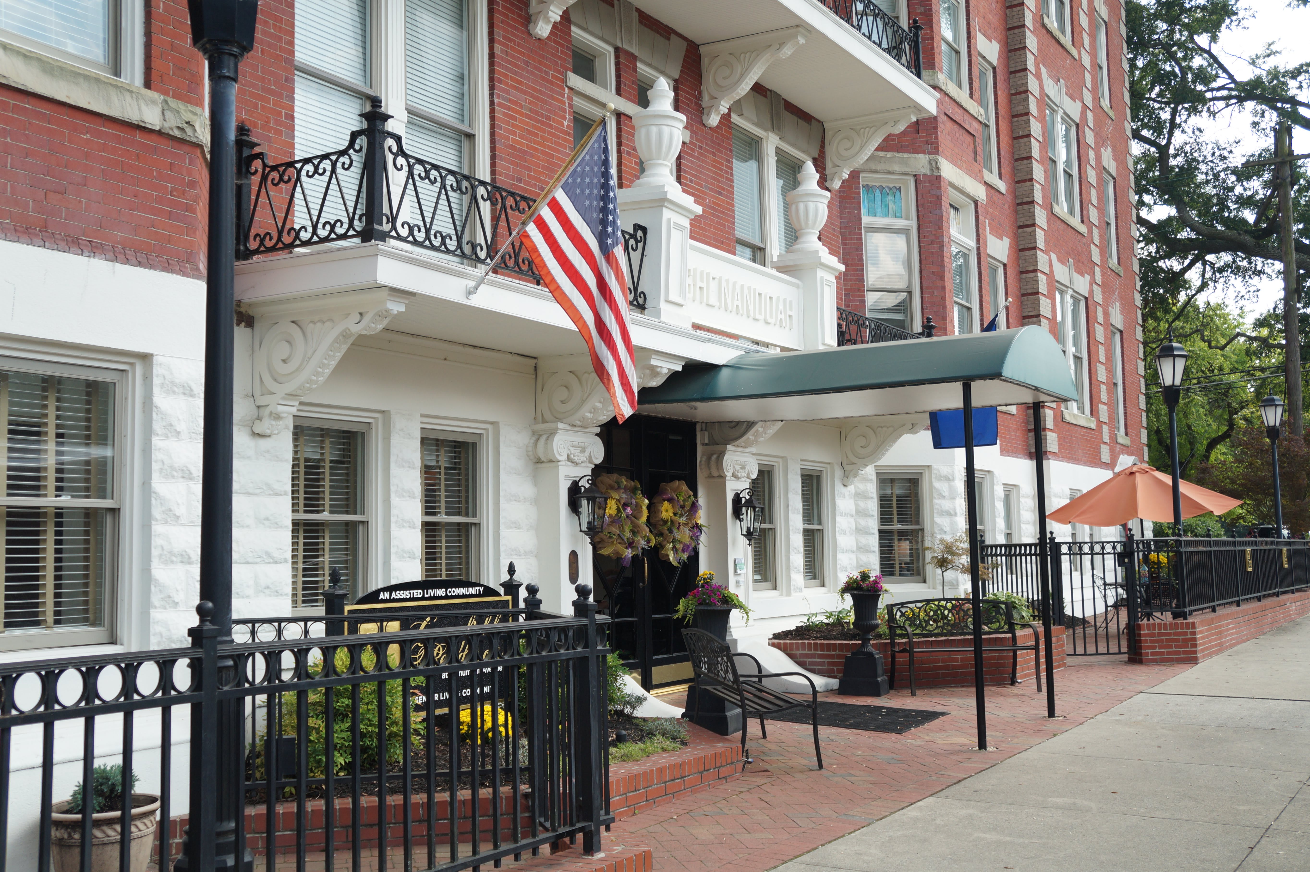 Commonwealth Senior Living at Monument Avenue CLOSED