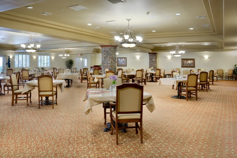 Pacifica Senior Living San Martin dining room