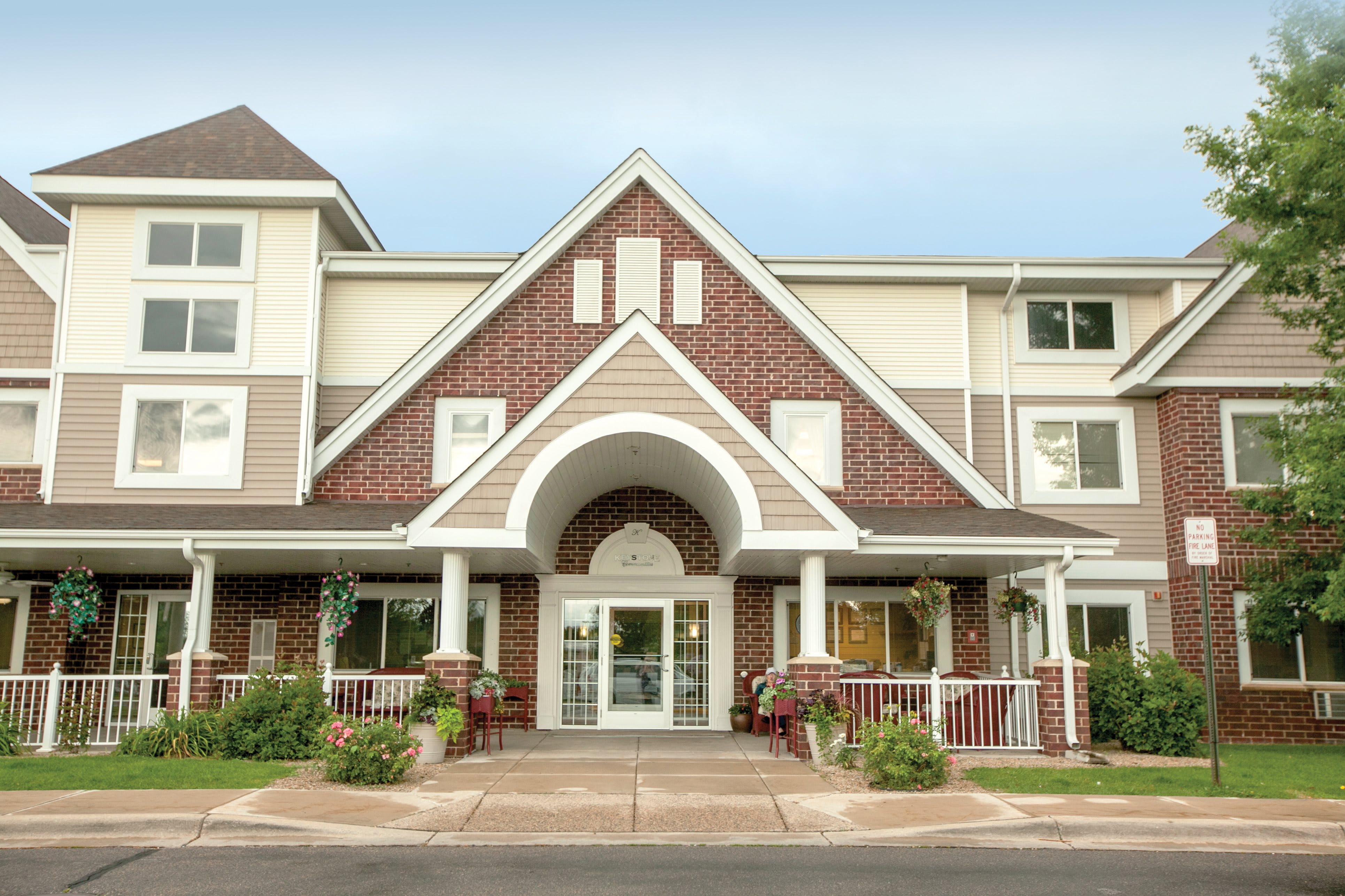 New Perspective Senior Living | Prior Lake community entrance