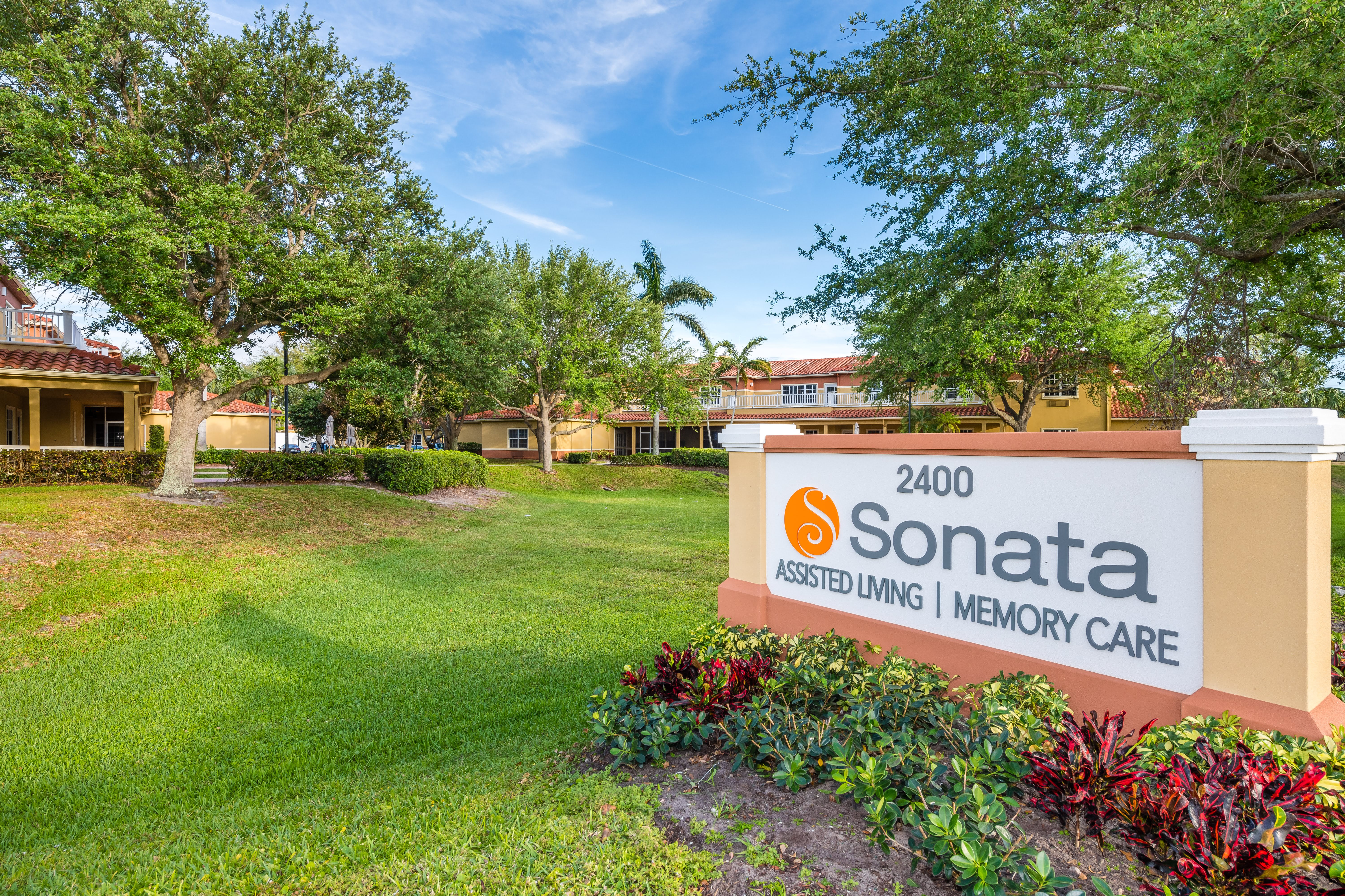 Sonata Boynton Beach outdoor common area