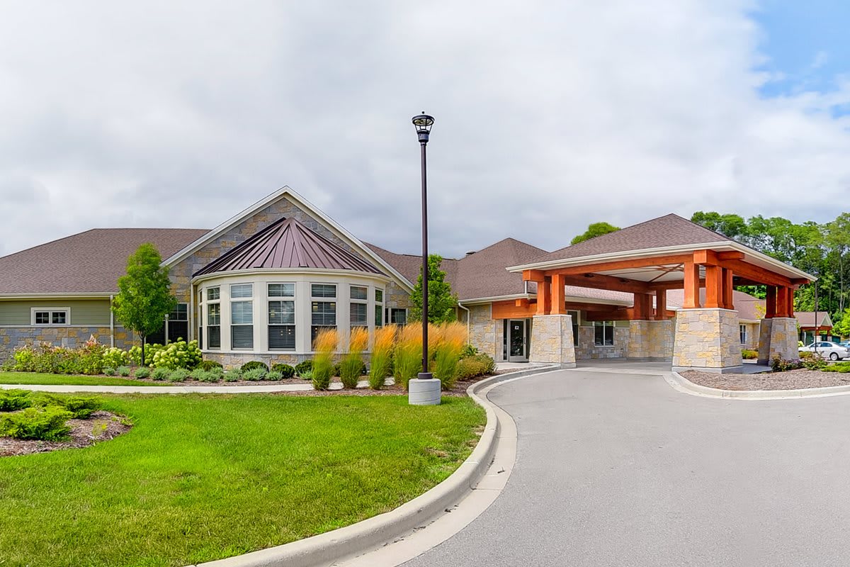 The Auberge at Brookfield community exterior