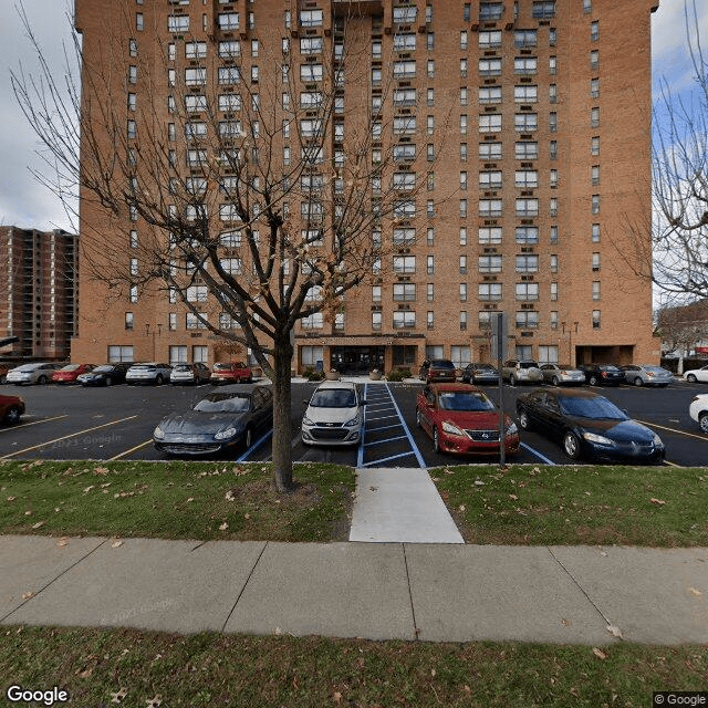 Washington Square Apartments 