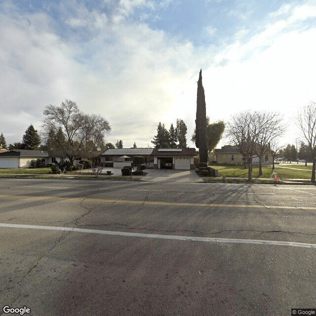 street view of Royal Gardens IIII