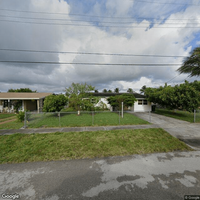 street view of Avon Manor