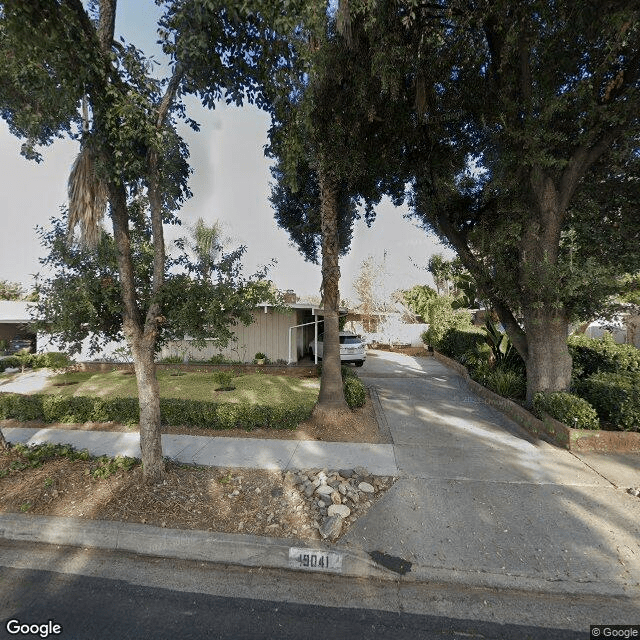 street view of Mauna Loa Oaks