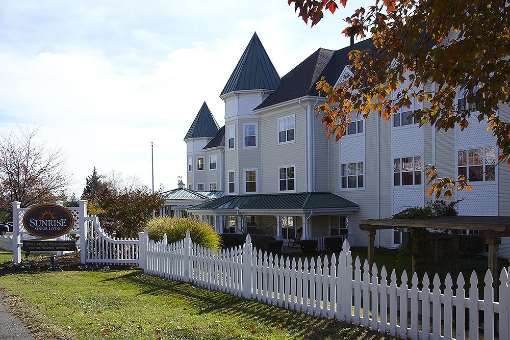 Sunrise of Alexandria community exterior