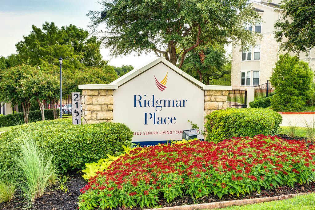 Ridgmar Place Community Entrance