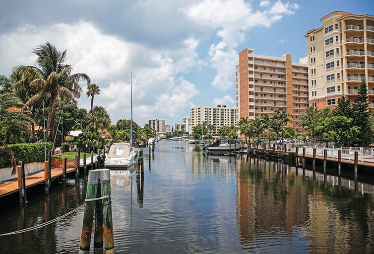 Five Star Premier Residences of Pompano community exterior