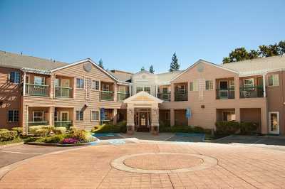 Tiffany Court At Kingston community exterior