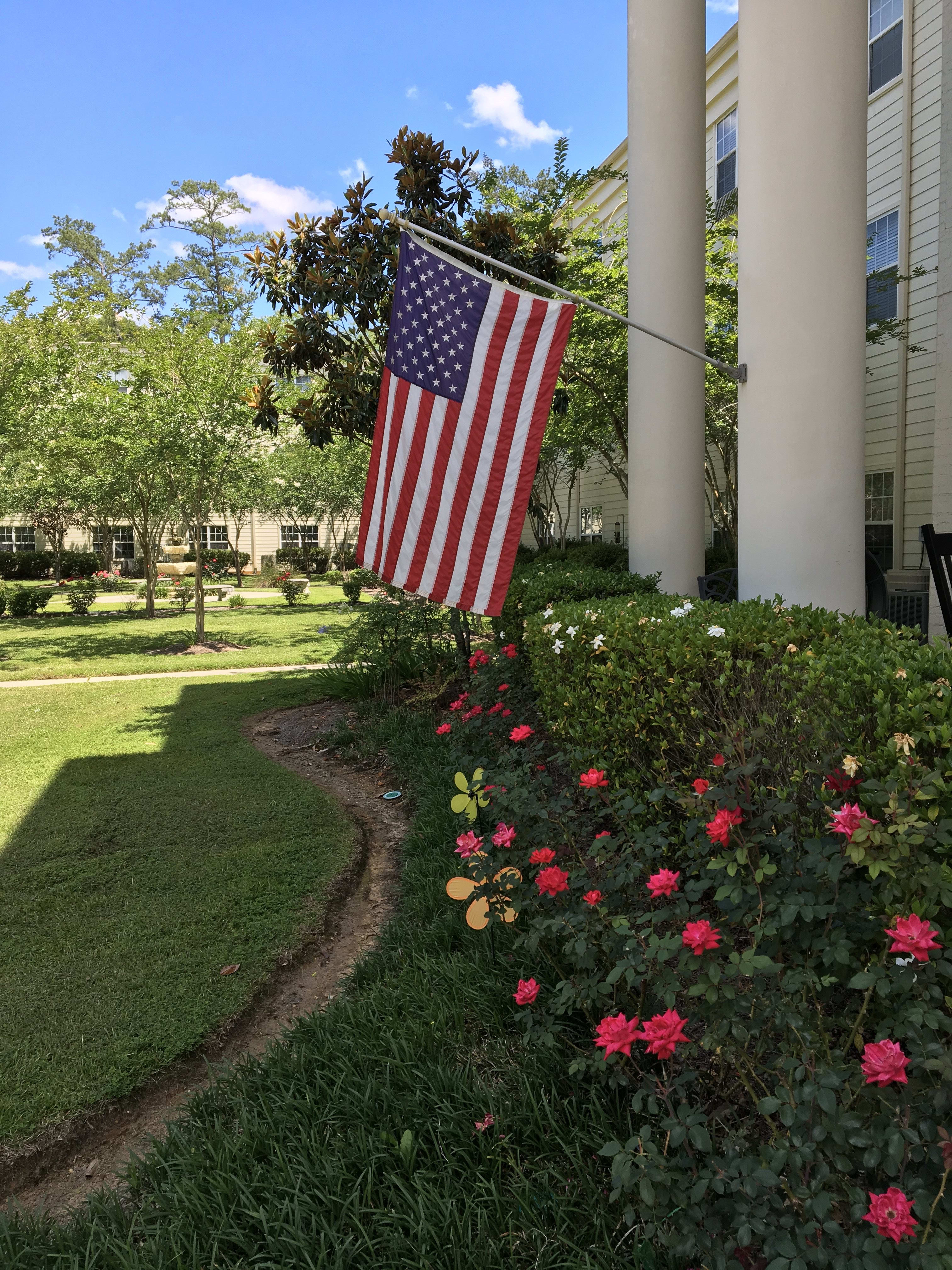 The Trace Senior Community outdoor common area