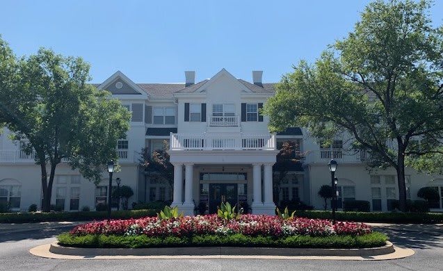 The Grove at Midtown Senior Living community exterior