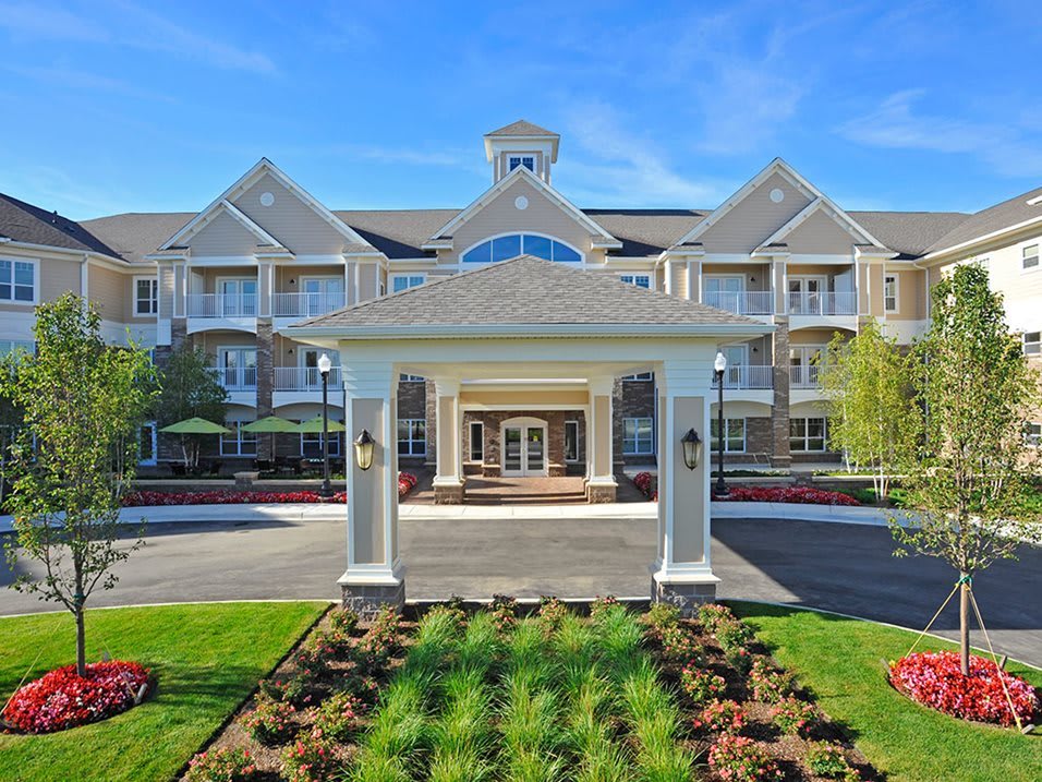 Rose Senior Living at Clinton Township community exterior