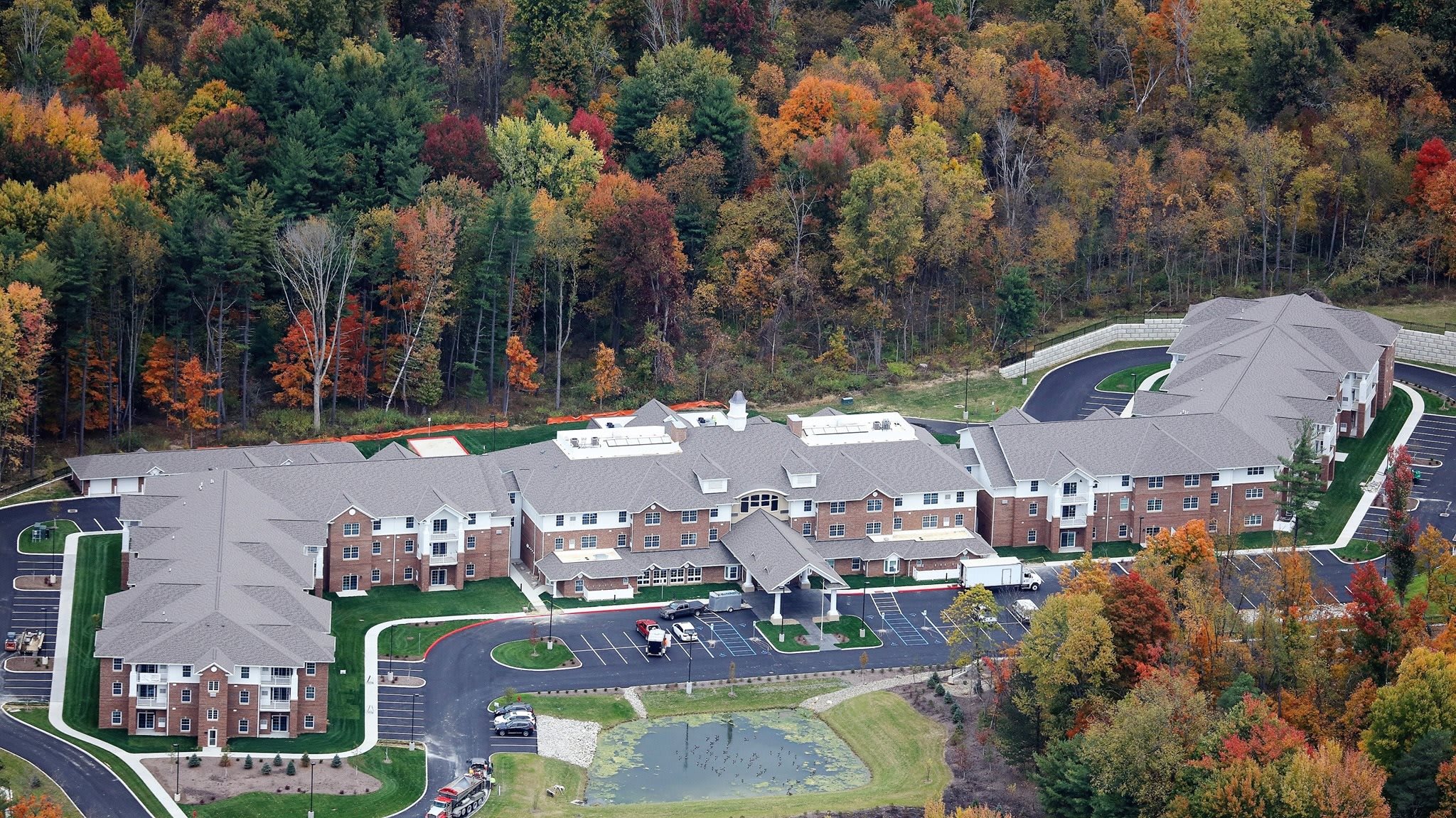 Hudson Meadows Retirement Community aerial view of community