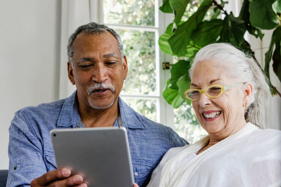 The 10 Best Tablets for Seniors in 2023